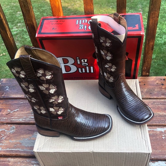 Big Bull Leather Cowgirl Boots Sz. 6.5 WB - Picture 4 of 15